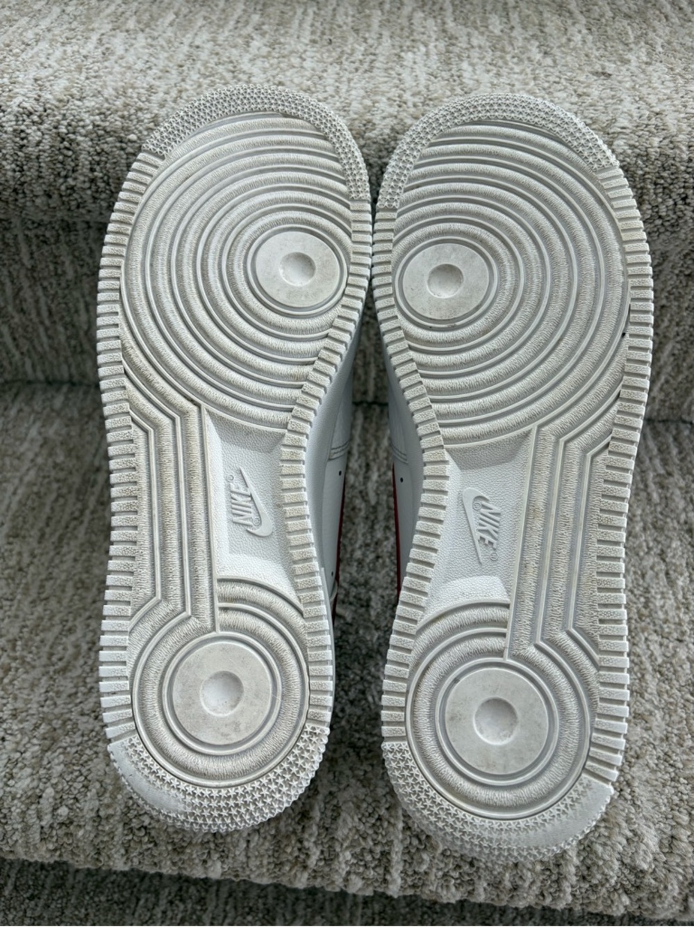 Nike Air Force 1 Low 'White Team Red' Sneakers. Men’s size 10. - Picture 8 of 10